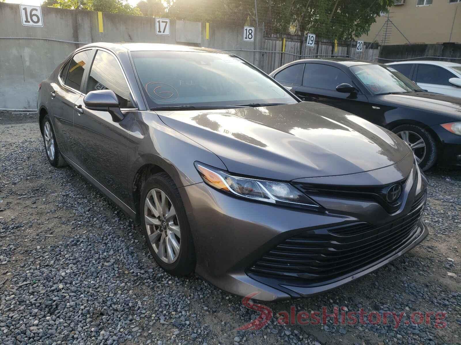 4T1B11HK1JU626342 2018 TOYOTA CAMRY