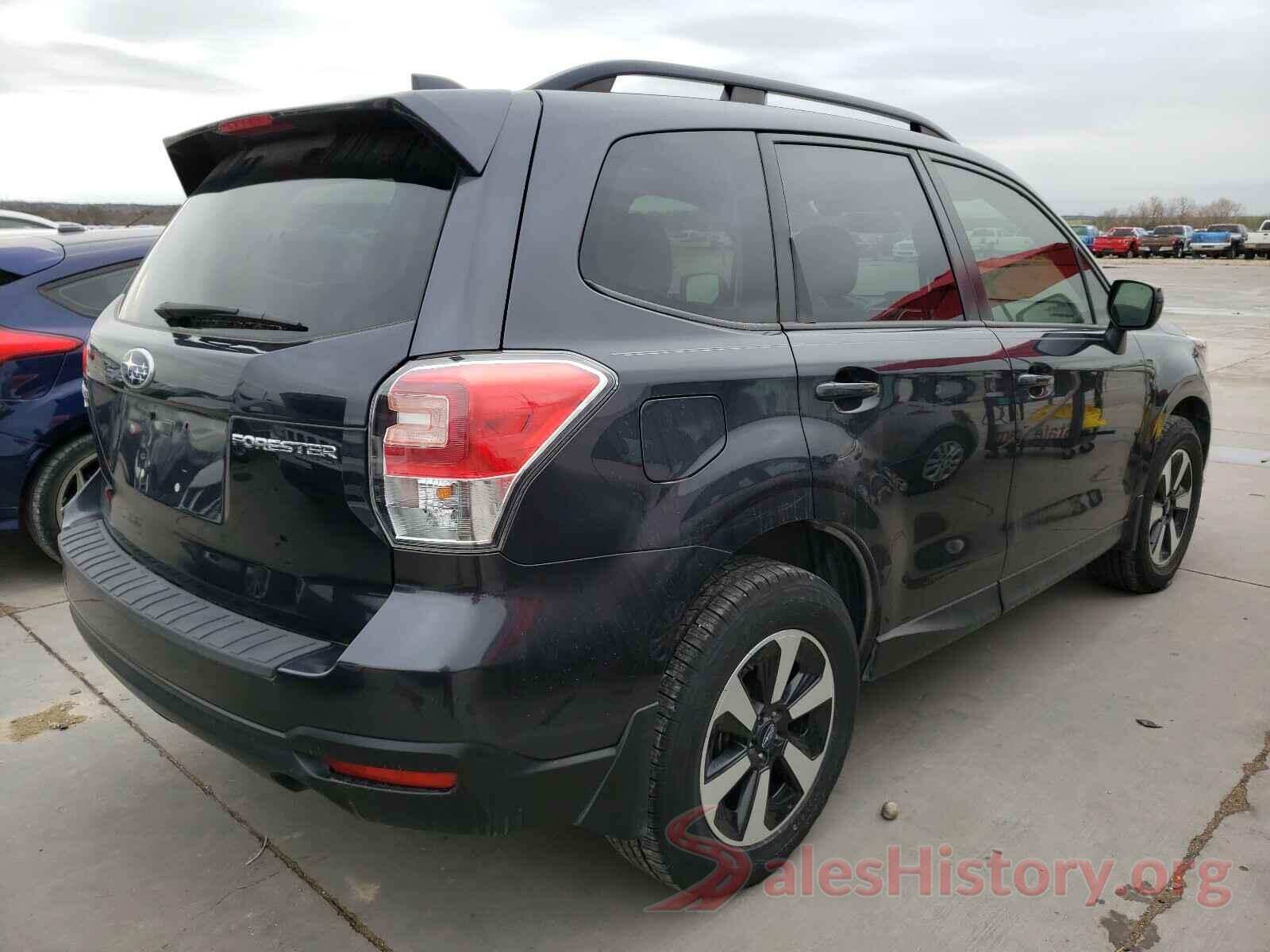 JF2SJAGC4JH513557 2018 SUBARU FORESTER