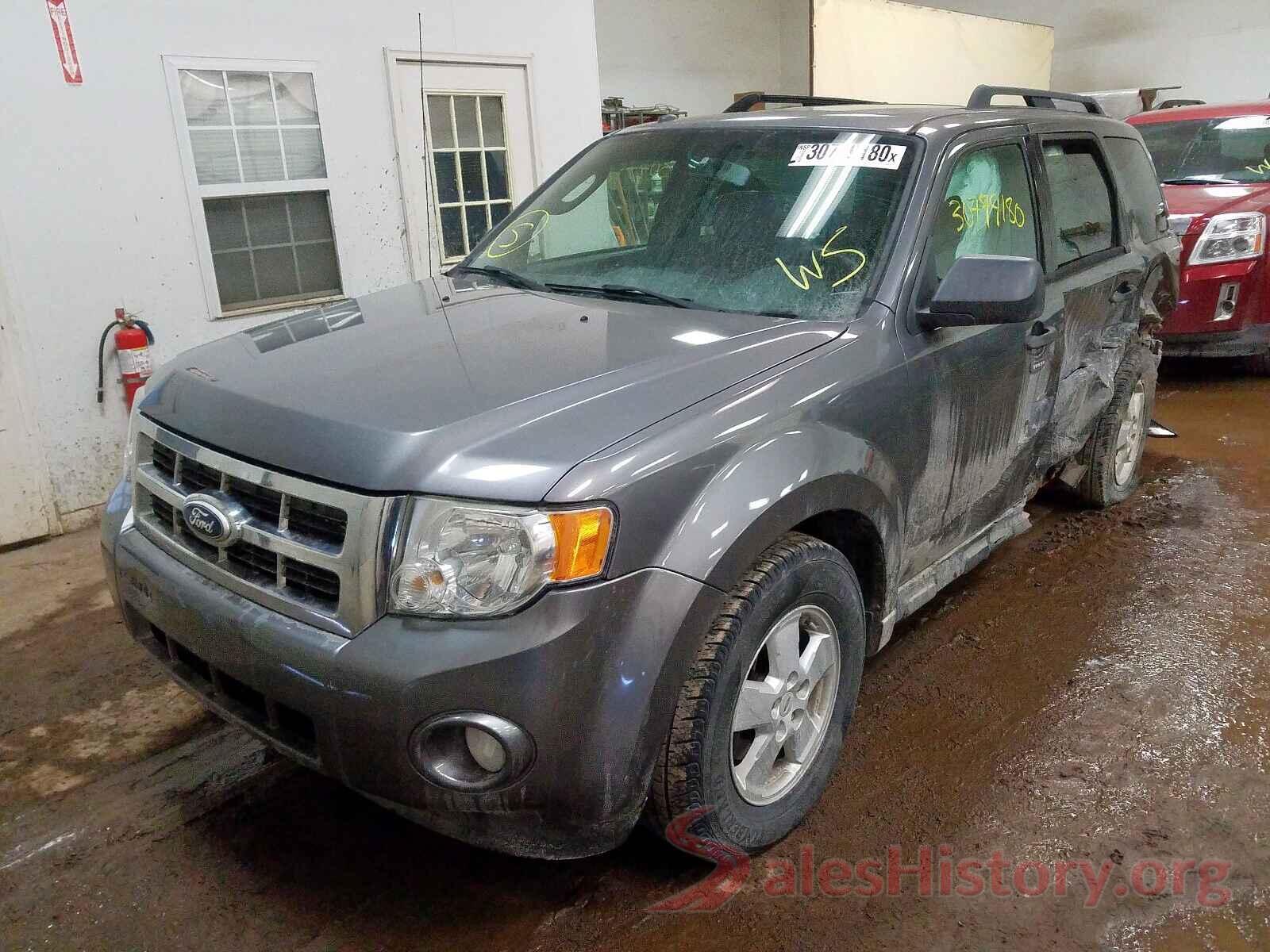 ZACCJABBXJPH94502 2010 FORD ESCAPE