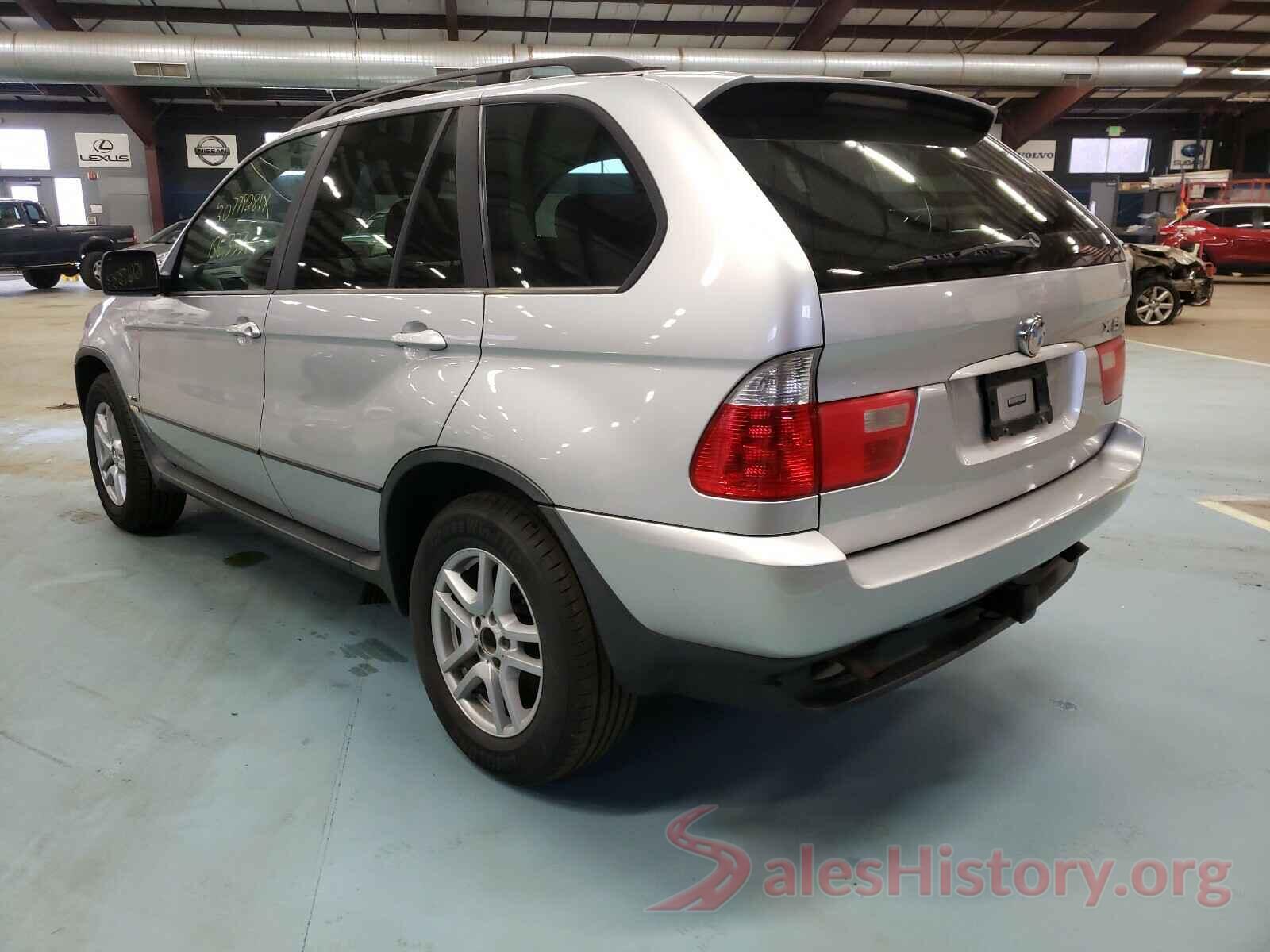 2C3CDZJG7KH557587 2004 BMW X5