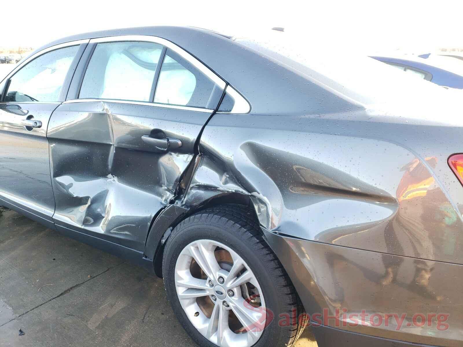 1FAHP2E8XJG101098 2018 FORD TAURUS