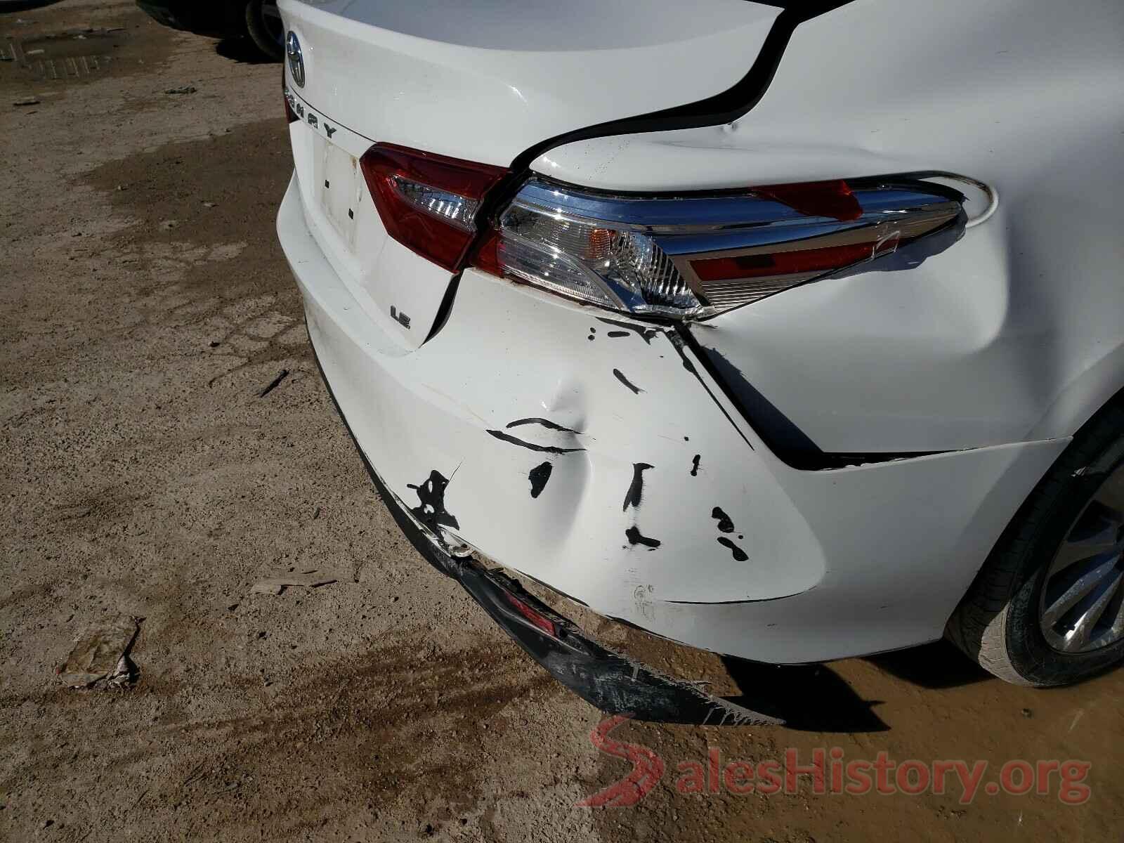 4T1B11HK9JU604573 2018 TOYOTA CAMRY