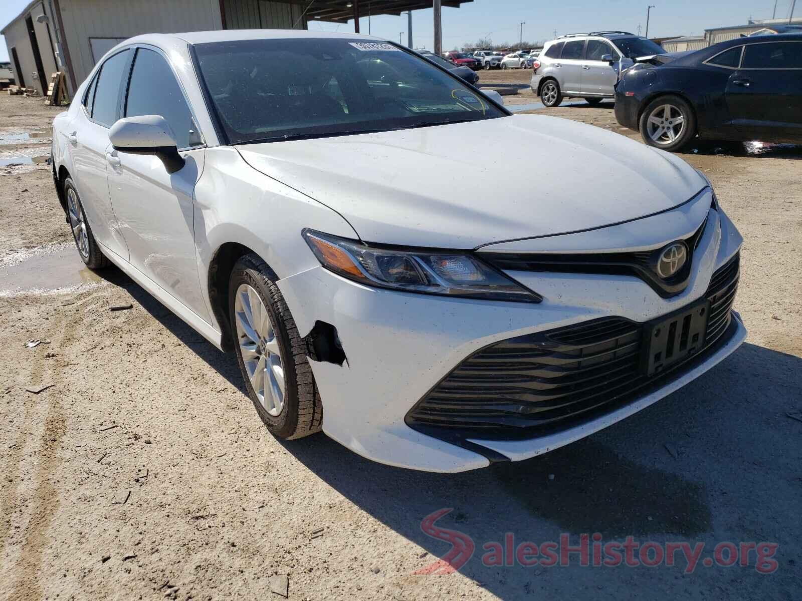 4T1B11HK9JU604573 2018 TOYOTA CAMRY