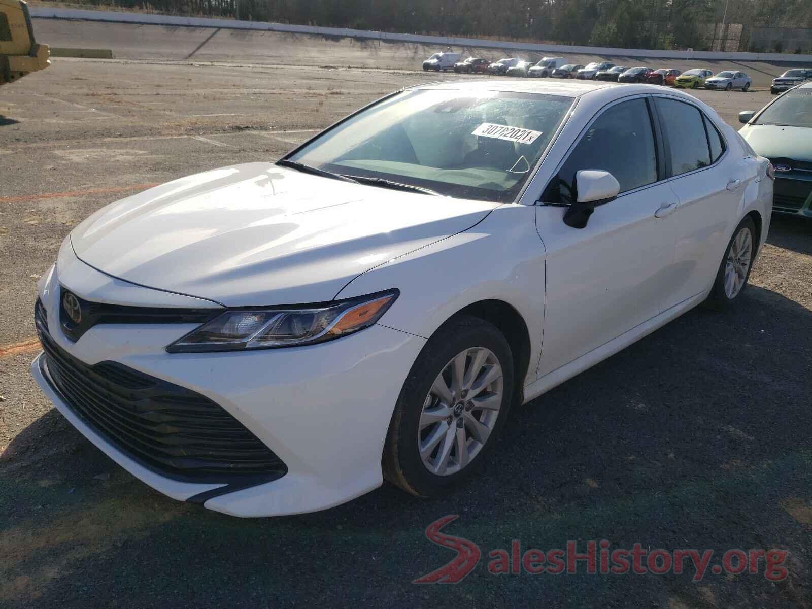 4T1B11HK3KU696085 2019 TOYOTA CAMRY