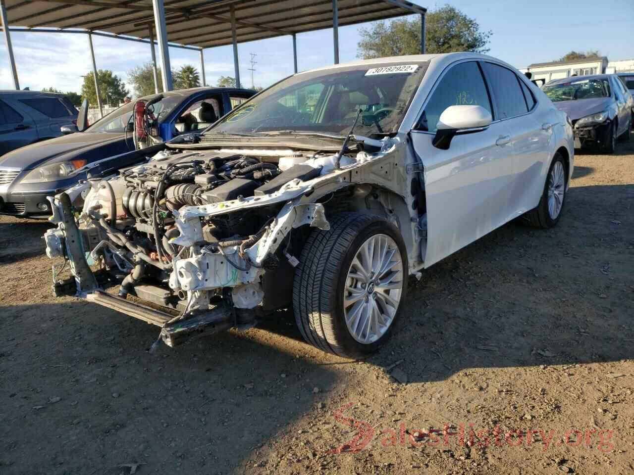 4T1B21HK7JU005328 2018 TOYOTA CAMRY