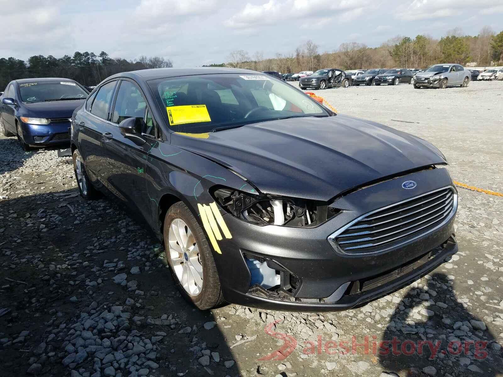 3FA6P0HD2KR192933 2019 FORD FUSION