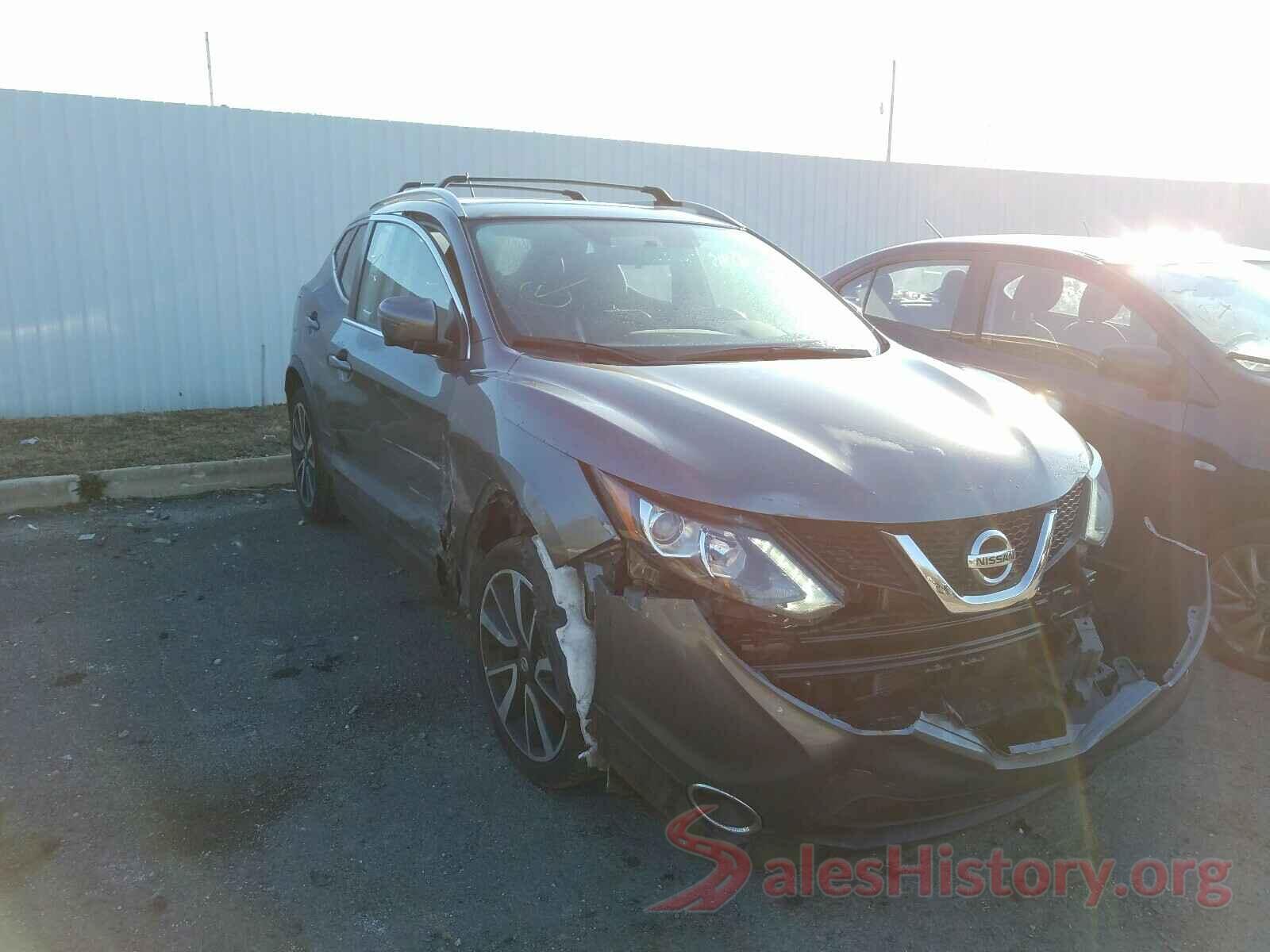 JN1BJ1CR5HW140286 2017 NISSAN ROGUE