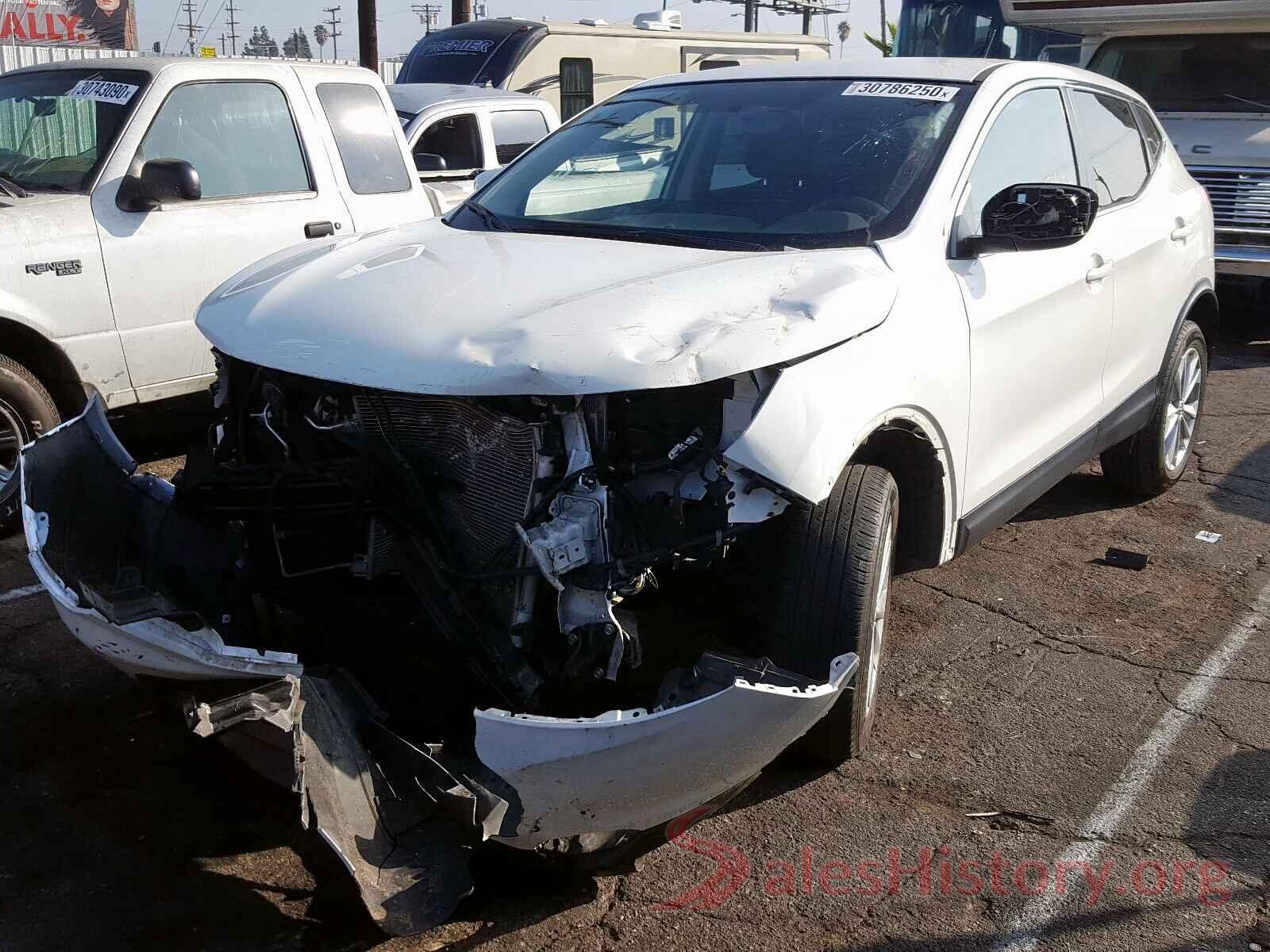 2T1BURHE6HC925174 2017 NISSAN ROGUE