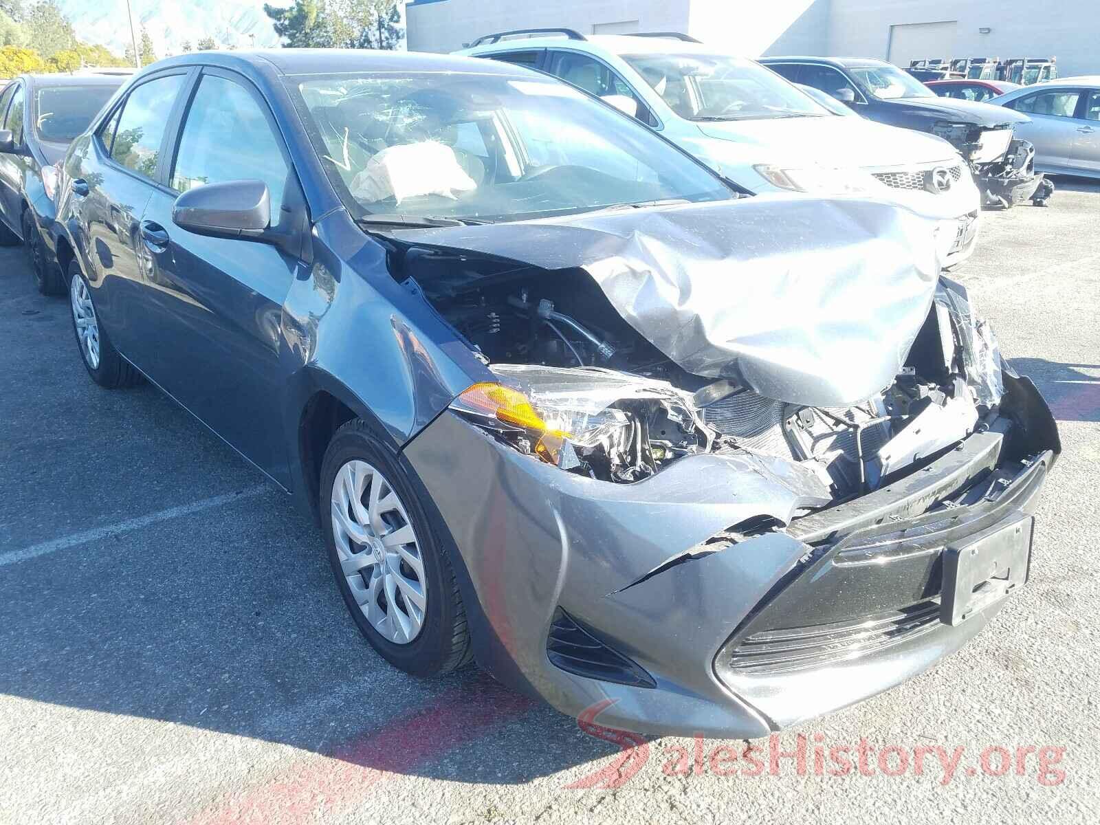 2T1BURHE2JC066722 2018 TOYOTA COROLLA