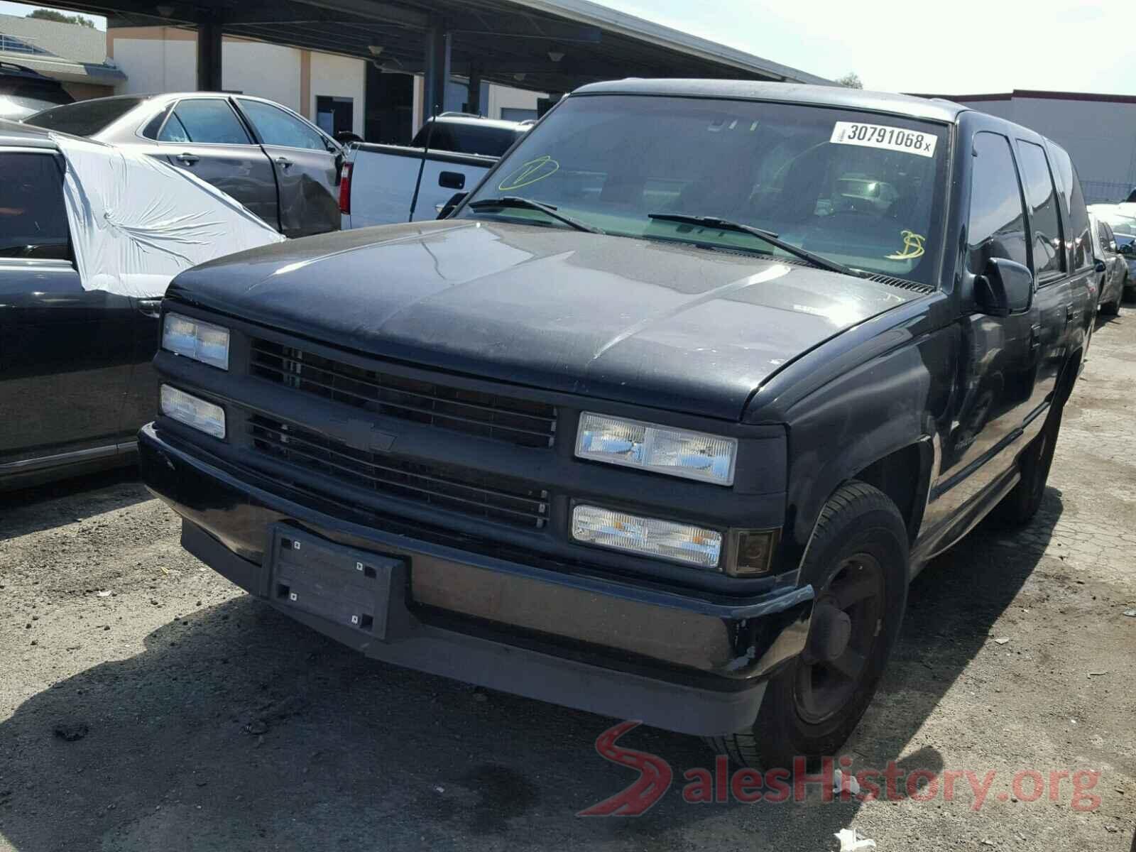 5XXGT4L37GG106974 2000 CHEVROLET TAHOE