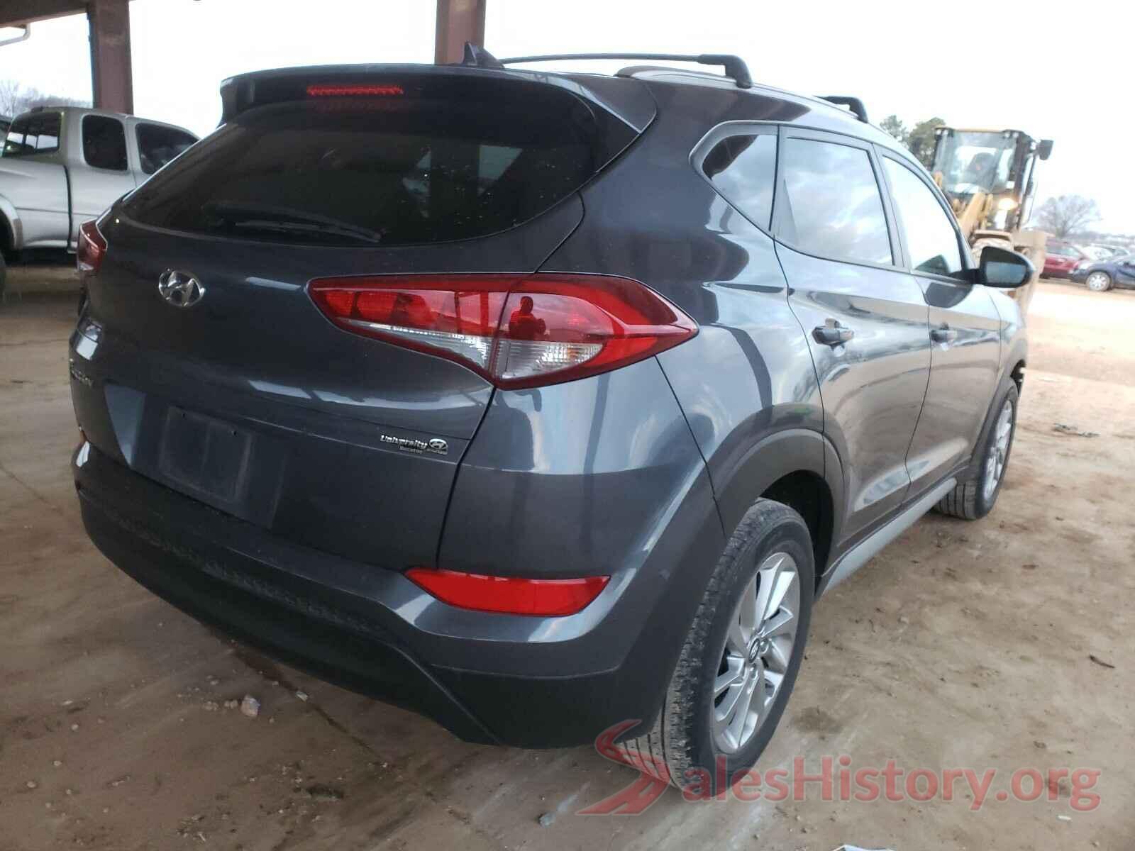 KM8J33A42JU640666 2018 HYUNDAI TUCSON