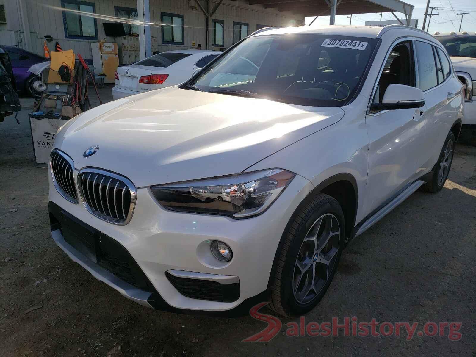 WBXHT3C35J5F93477 2018 BMW X1