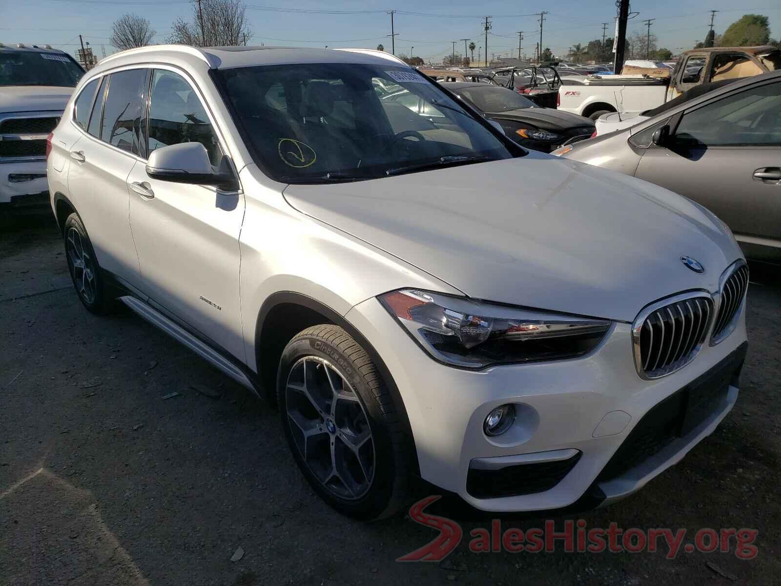 WBXHT3C35J5F93477 2018 BMW X1