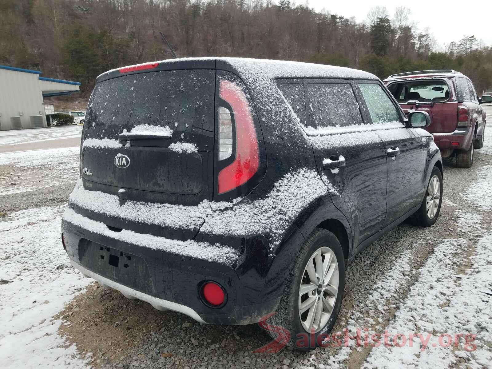 KNDJP3A53H7451146 2017 KIA SOUL