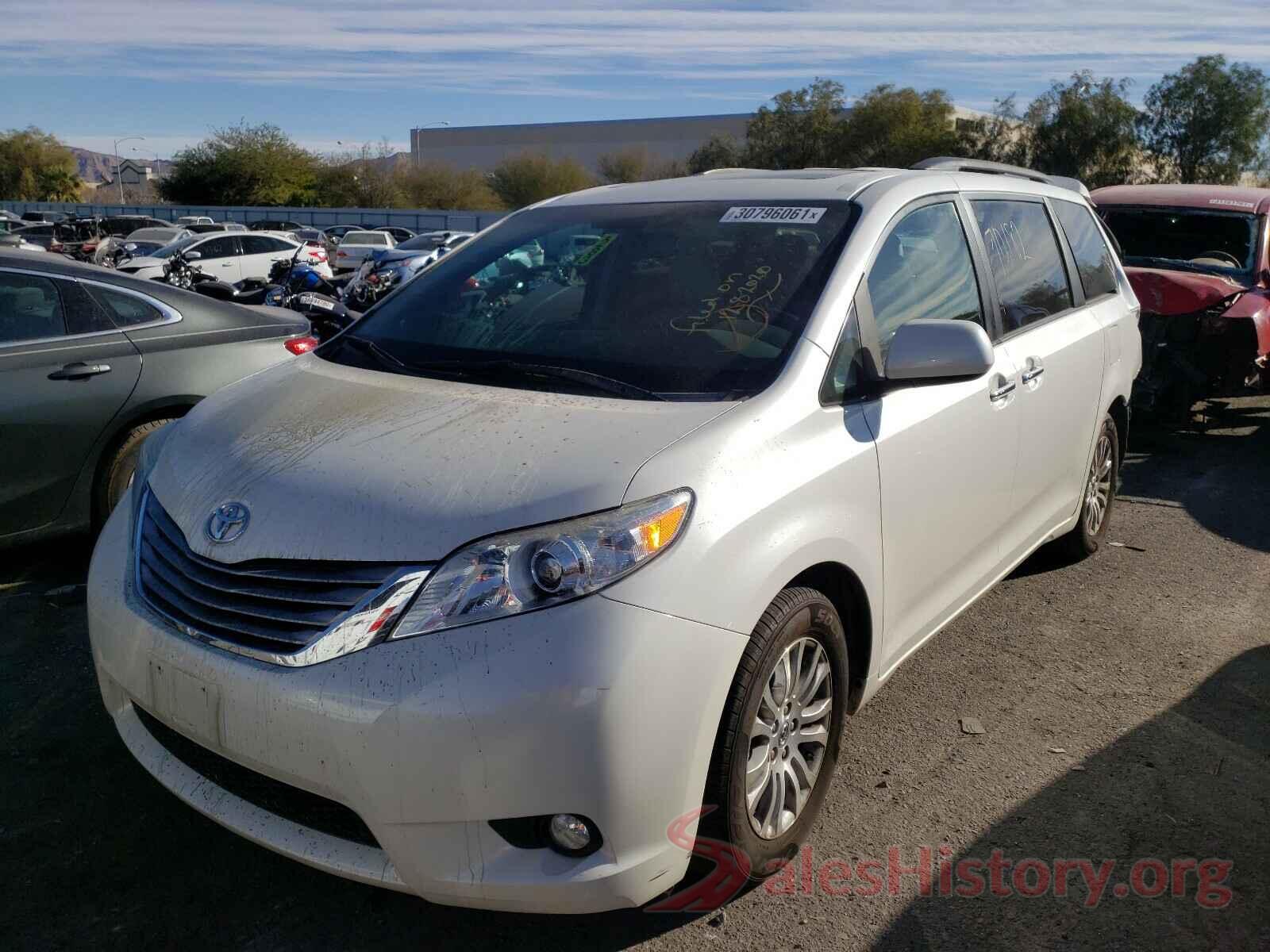 5TDYZ3DC6HS807811 2017 TOYOTA SIENNA