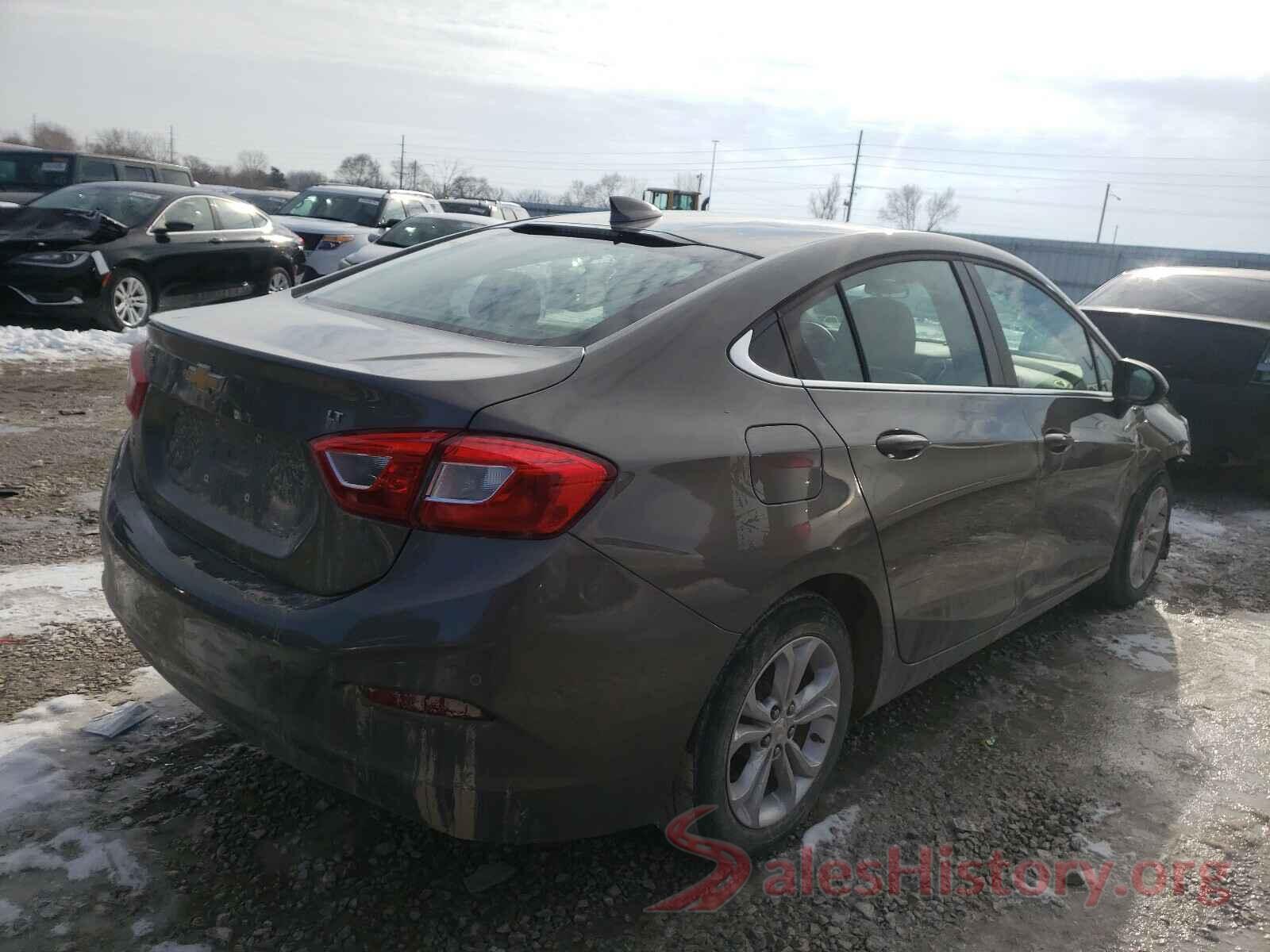 1G1BE5SM0K7107883 2019 CHEVROLET CRUZE