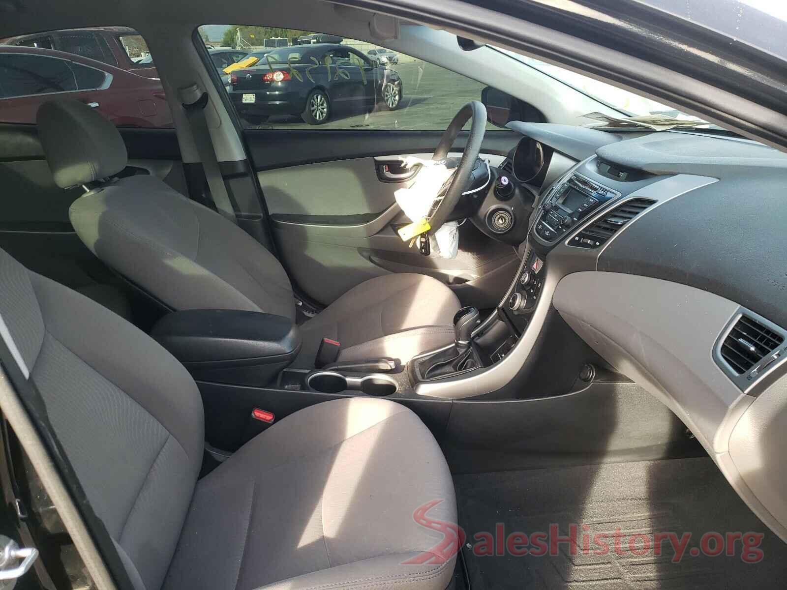 5NPDH4AE1GH767767 2016 HYUNDAI ELANTRA