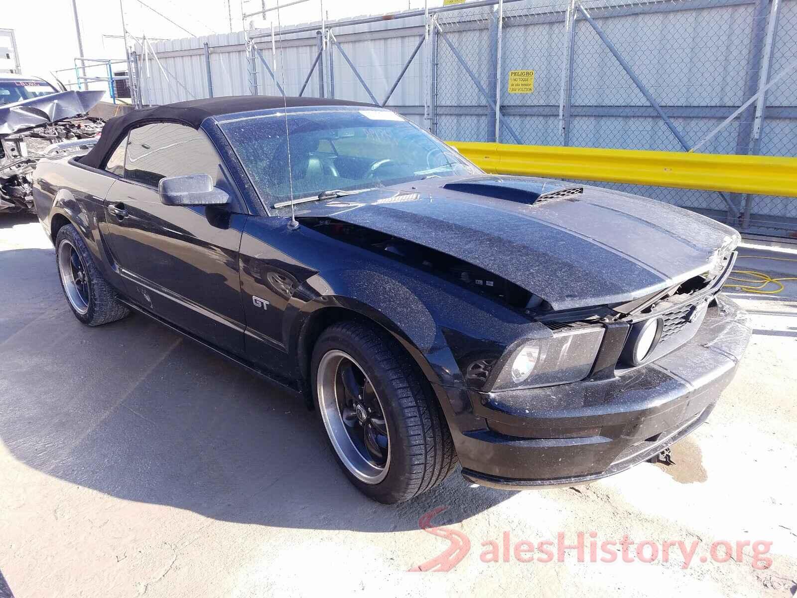 JM1GL1VM6L1516305 2007 FORD MUSTANG