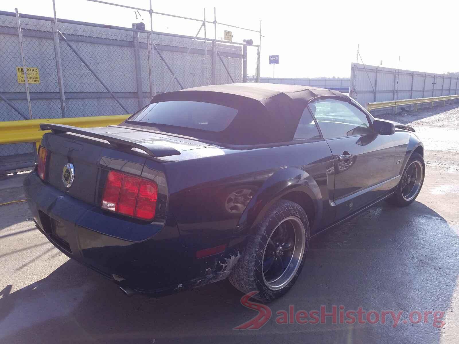 JM1GL1VM6L1516305 2007 FORD MUSTANG