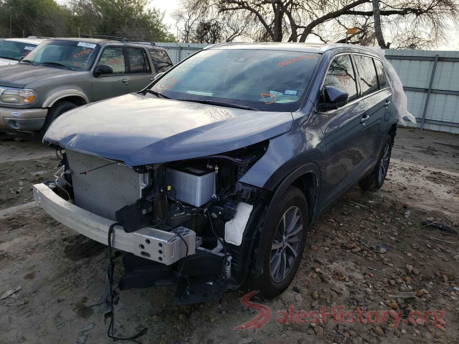 5TDKZRFH4KS349890 2019 TOYOTA HIGHLANDER