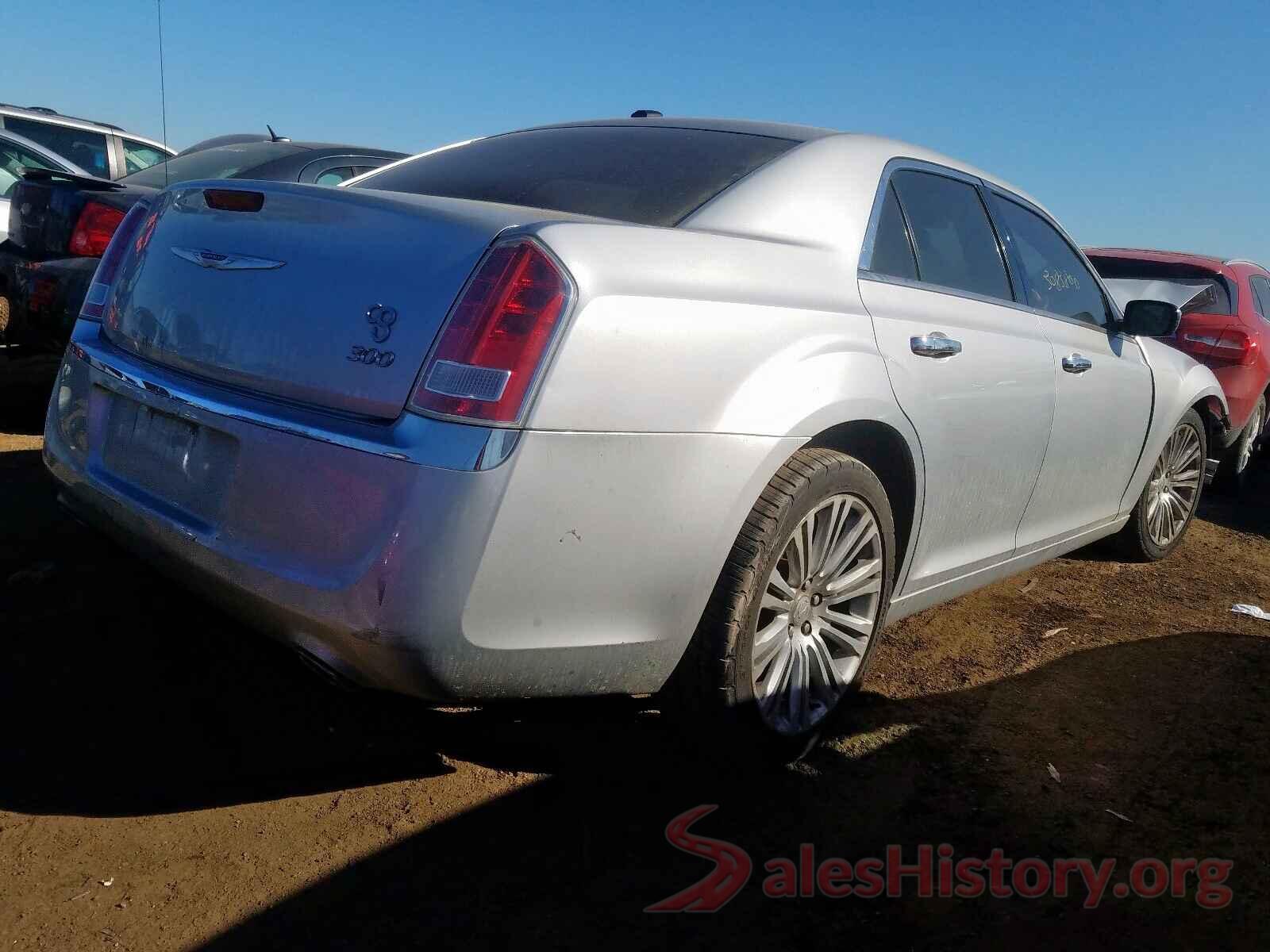 5XYPGDA51LG672613 2012 CHRYSLER 300