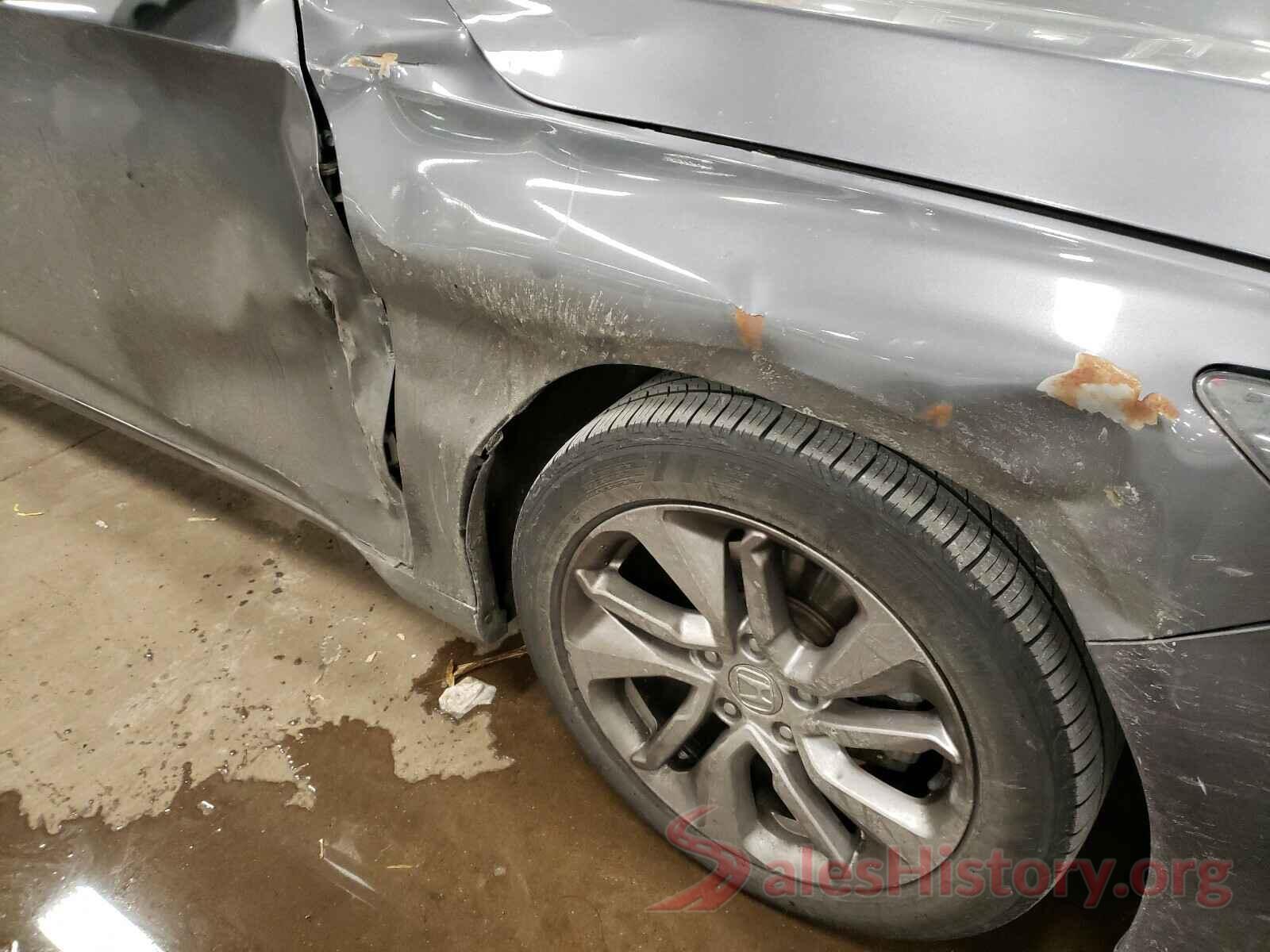 1HGCV1F13JA023130 2018 HONDA ACCORD