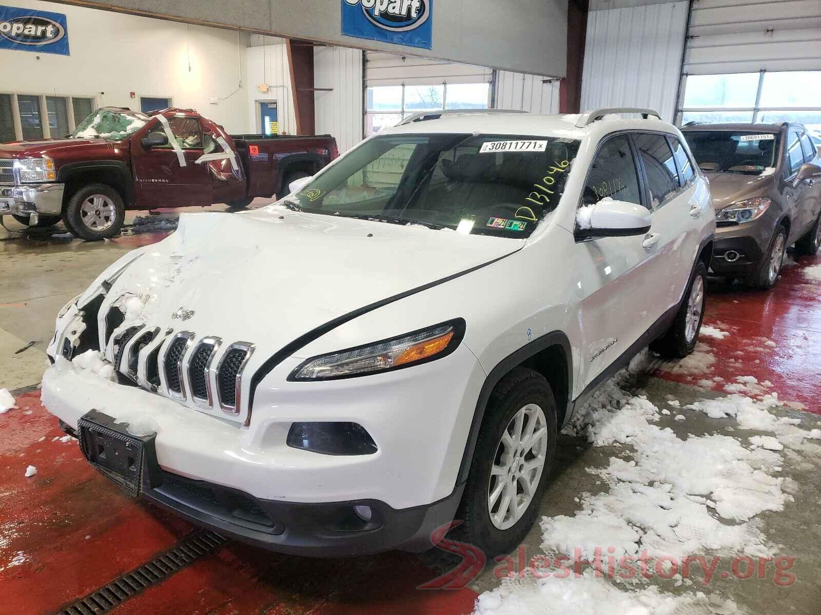 1C4PJMCB7HW528921 2017 JEEP CHEROKEE