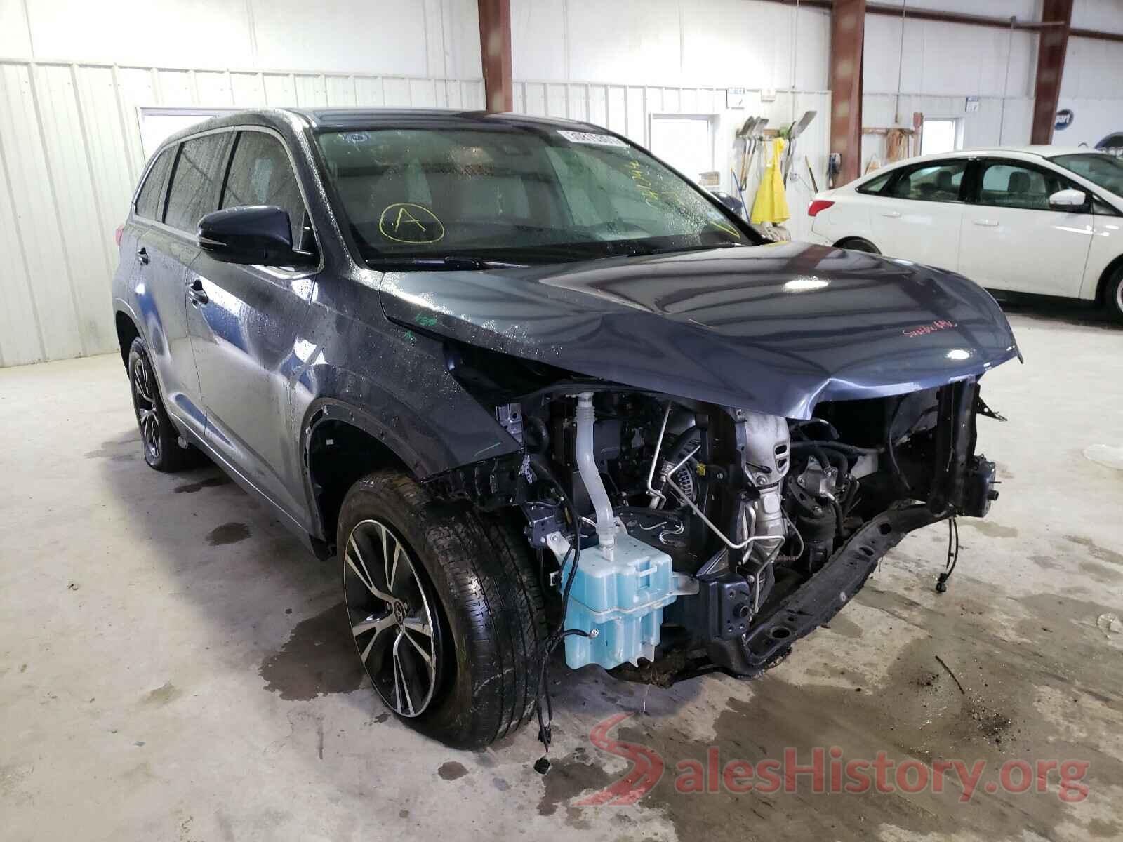 5TDZARFH8JS041044 2018 TOYOTA HIGHLANDER