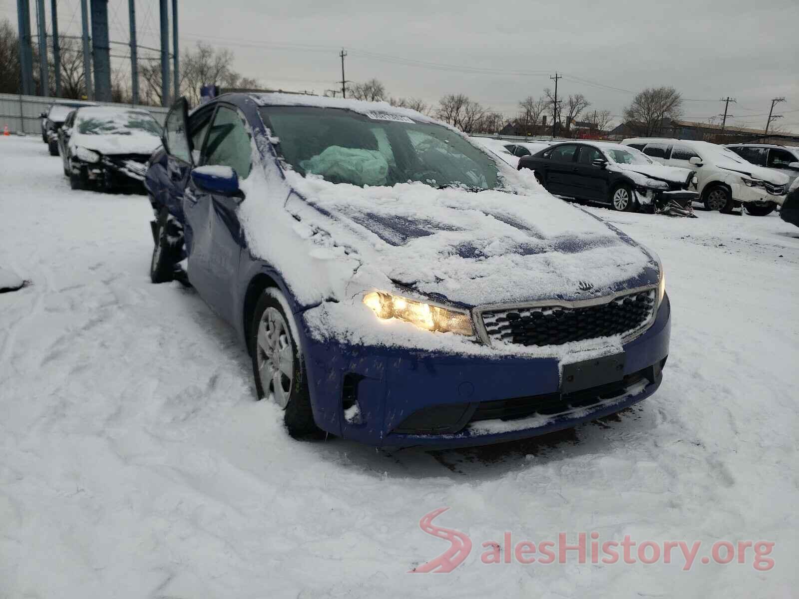 3KPFK4A72HE139895 2017 KIA FORTE