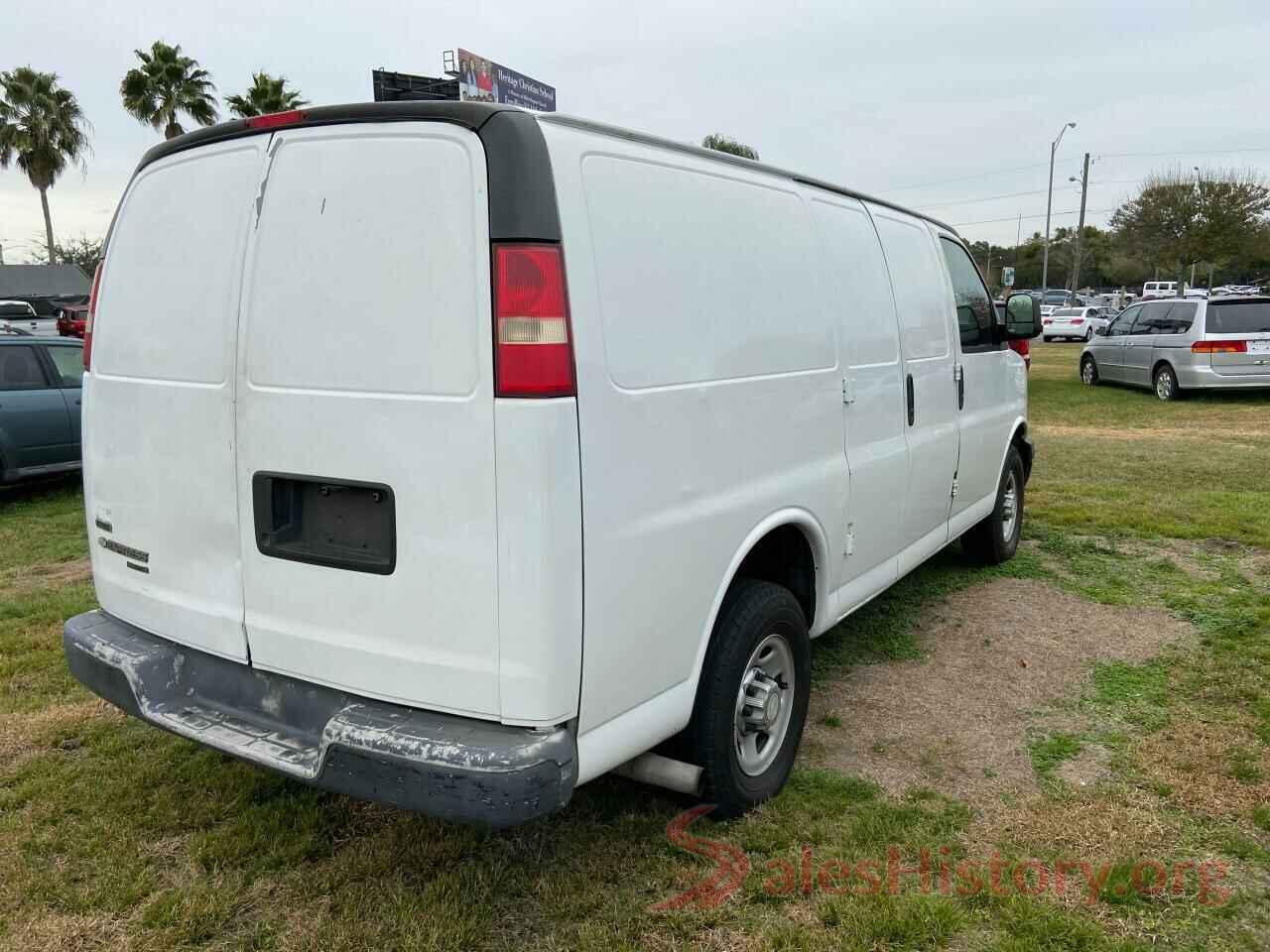 1G1ZE5ST2HF159309 2011 CHEVROLET EXPRESS