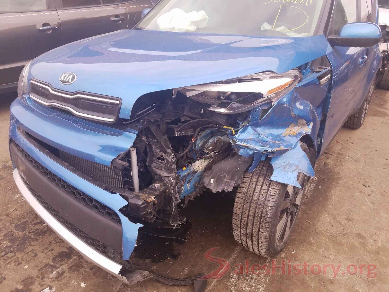 KNDJP3A54J7555327 2018 KIA SOUL