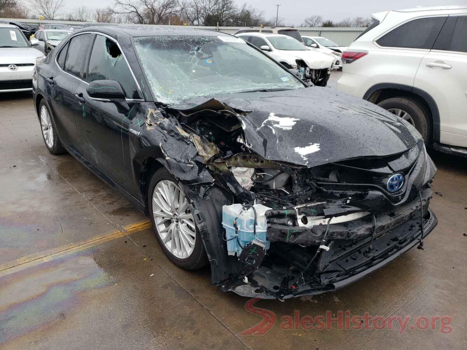 4T1B21HKXJU004772 2018 TOYOTA CAMRY