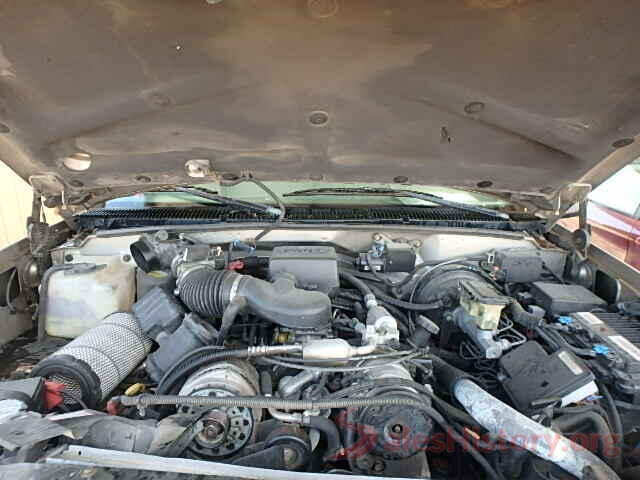 1VWCM7A37GC064805 2000 CHEVROLET TAHOE