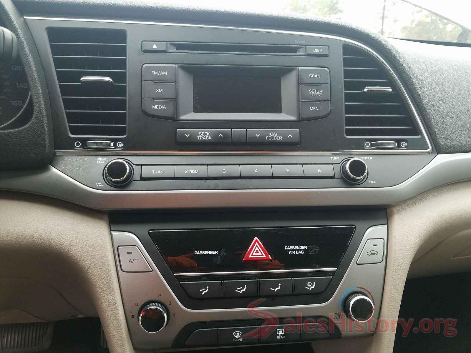 5NPD74LFXHH053520 2017 HYUNDAI ELANTRA