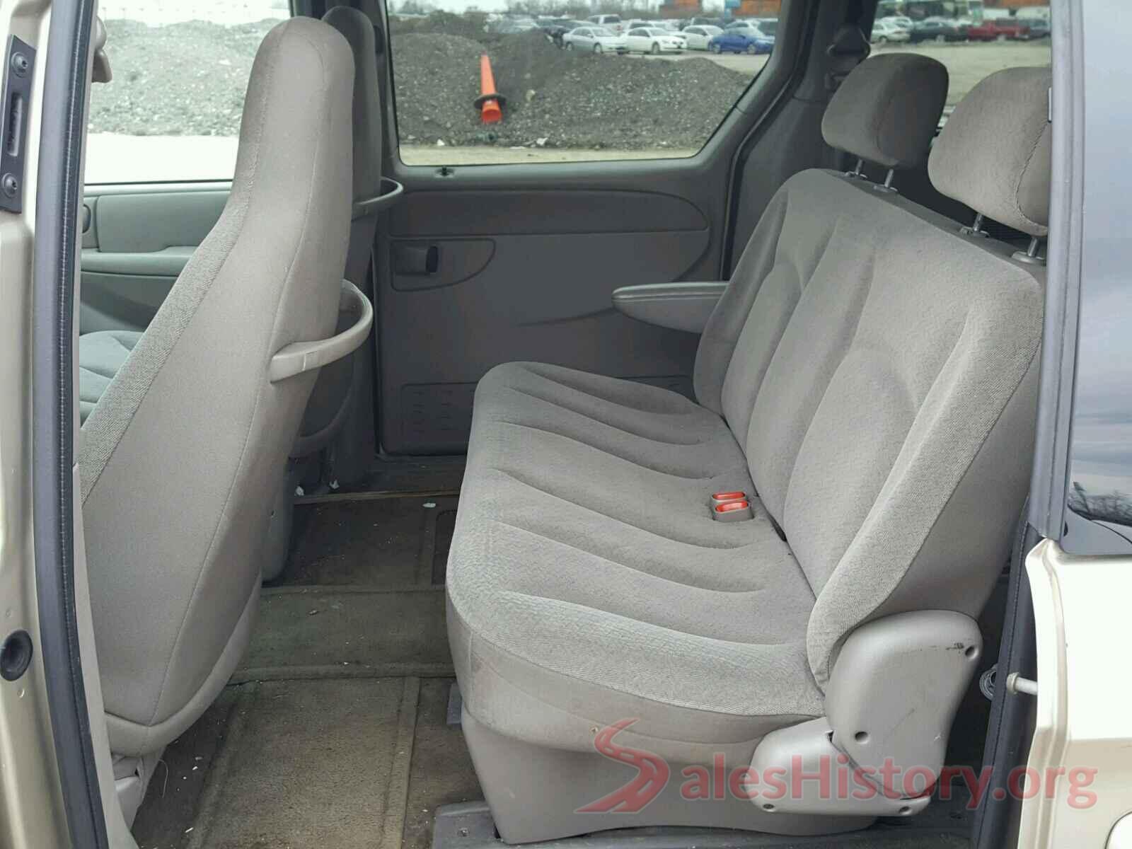 1FM5K8D80HGB27019 2002 CHRYSLER MINIVAN