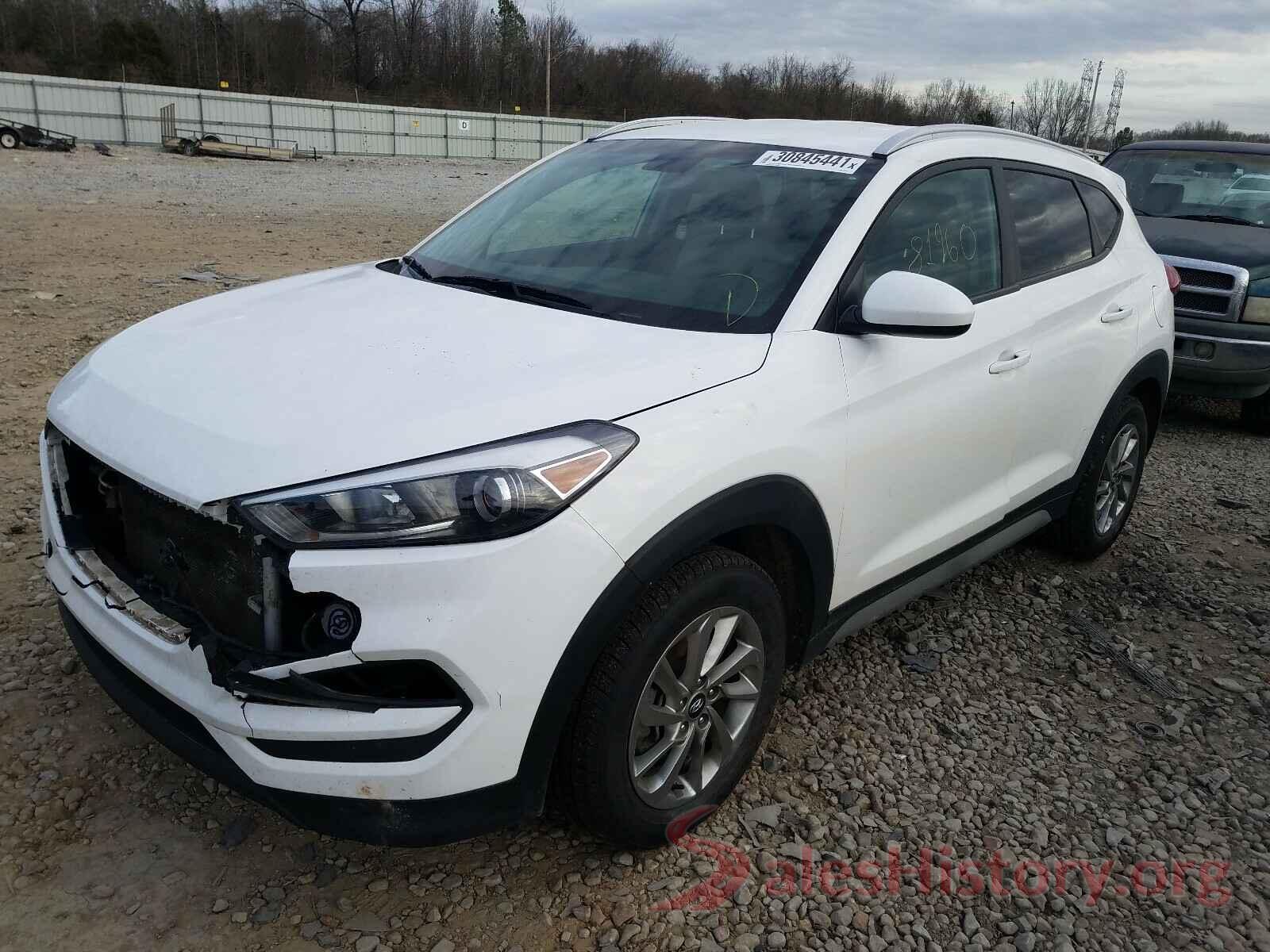 KM8J33A4XJU627373 2018 HYUNDAI TUCSON