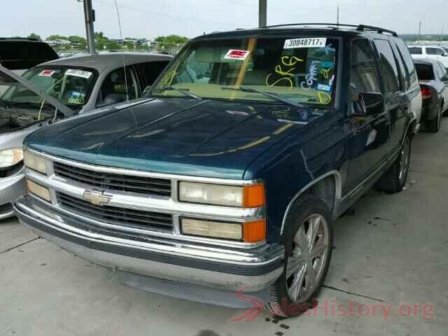 5YFBURHE3GP566123 1998 CHEVROLET TAHOE