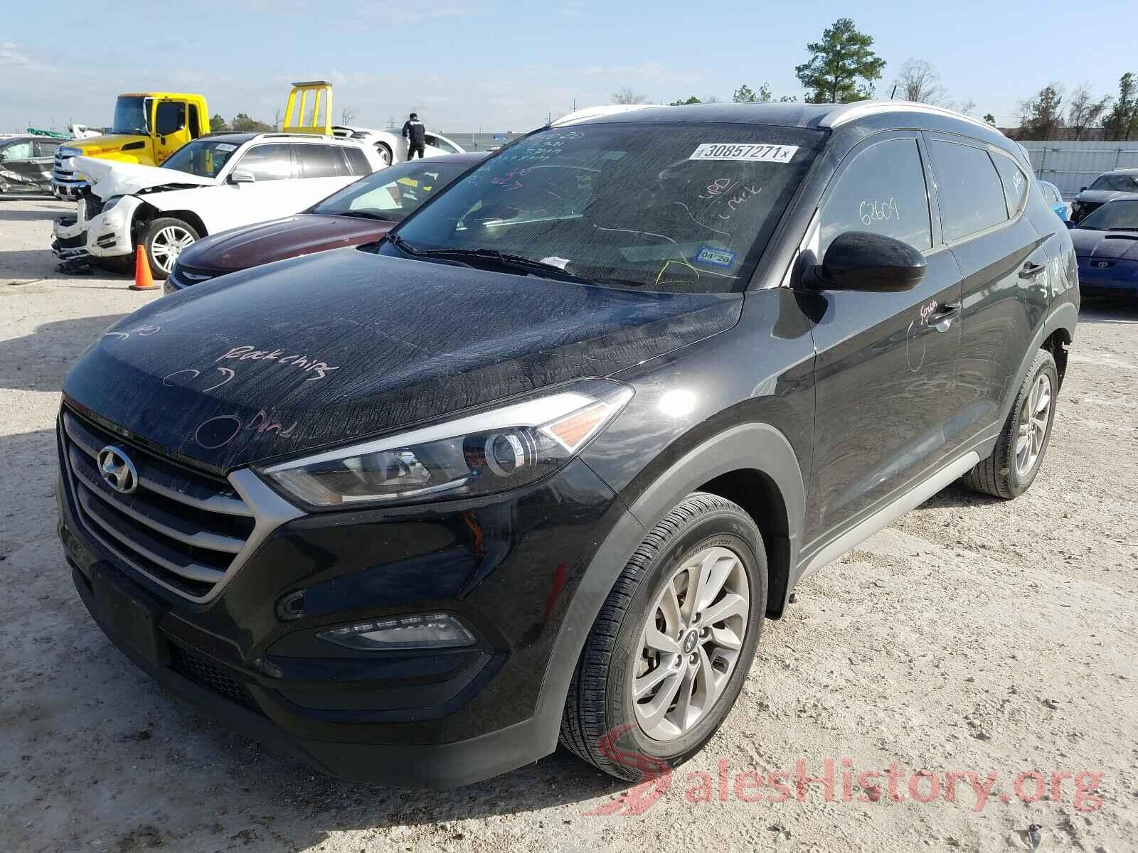 KM8J33A46HU587173 2017 HYUNDAI TUCSON