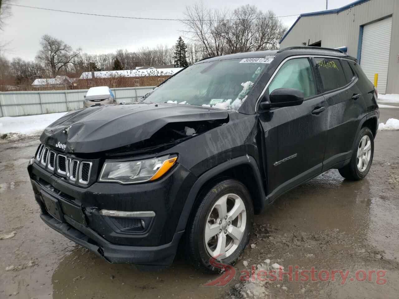 3C4NJDBB5JT262240 2018 JEEP COMPASS