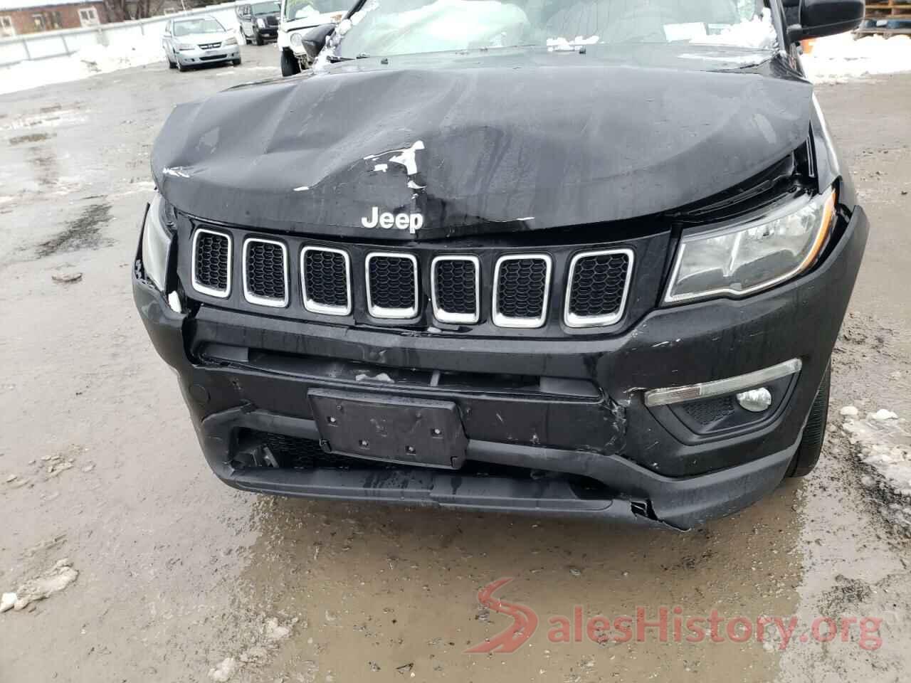 3C4NJDBB5JT262240 2018 JEEP COMPASS