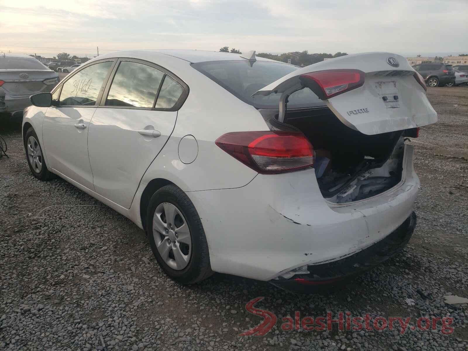 3KPFK4A74JE174833 2018 KIA FORTE