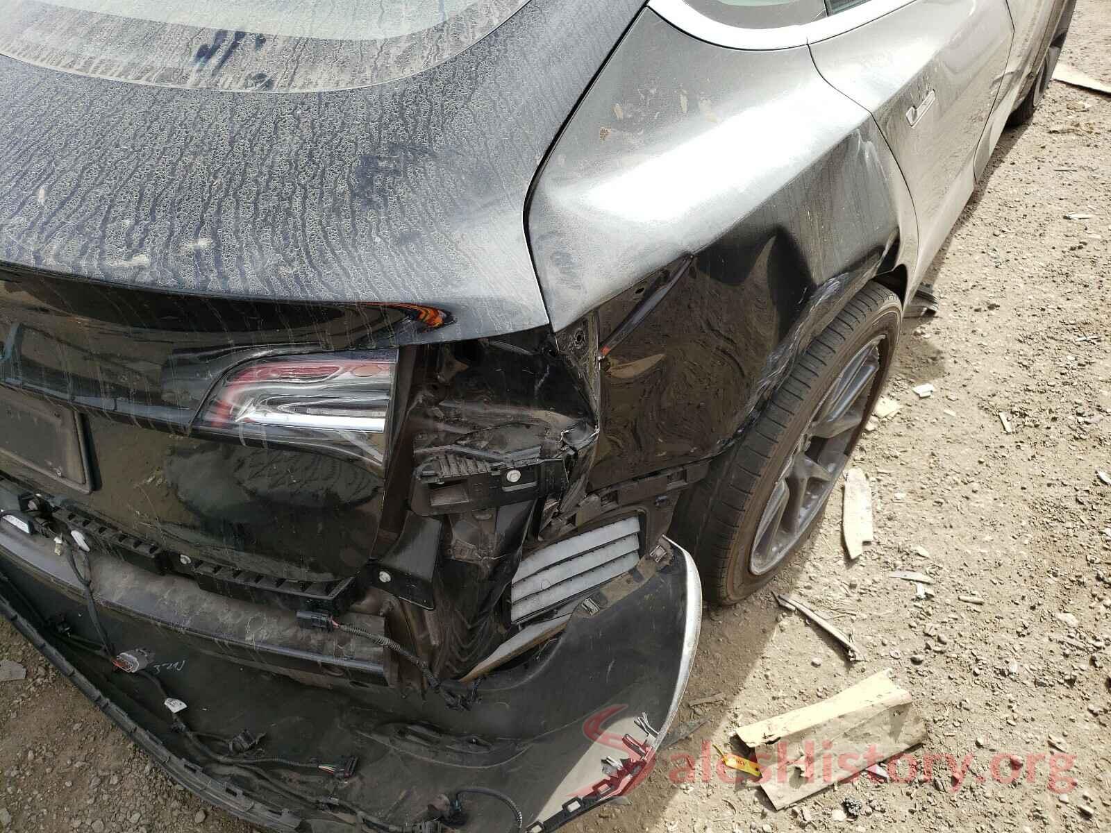 5YJ3E1EA2KF305803 2019 TESLA MODEL 3