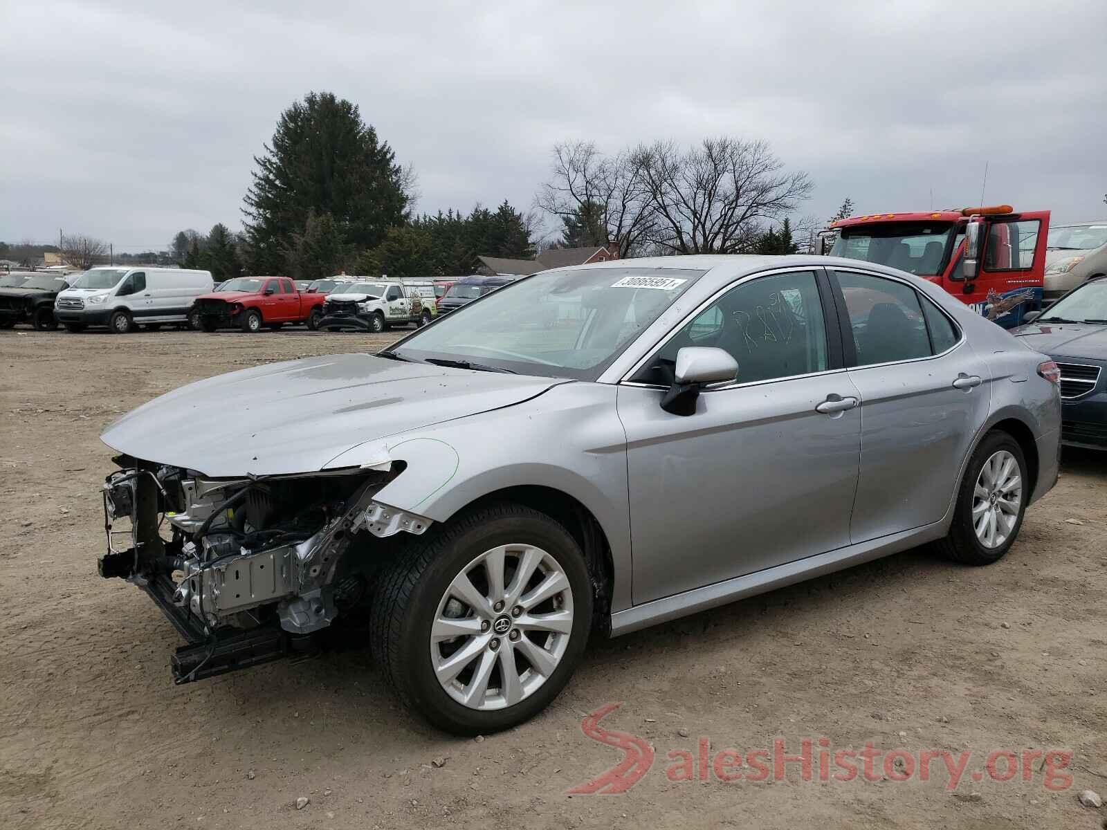 4T1B11HK8KU238543 2019 TOYOTA CAMRY