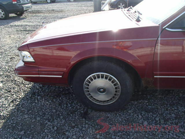 1N4AL3AP7JC264203 1995 BUICK CENTURY