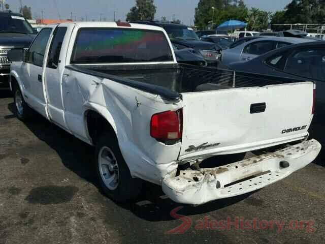 3GCPCPEC8JG572464 2000 CHEVROLET S10