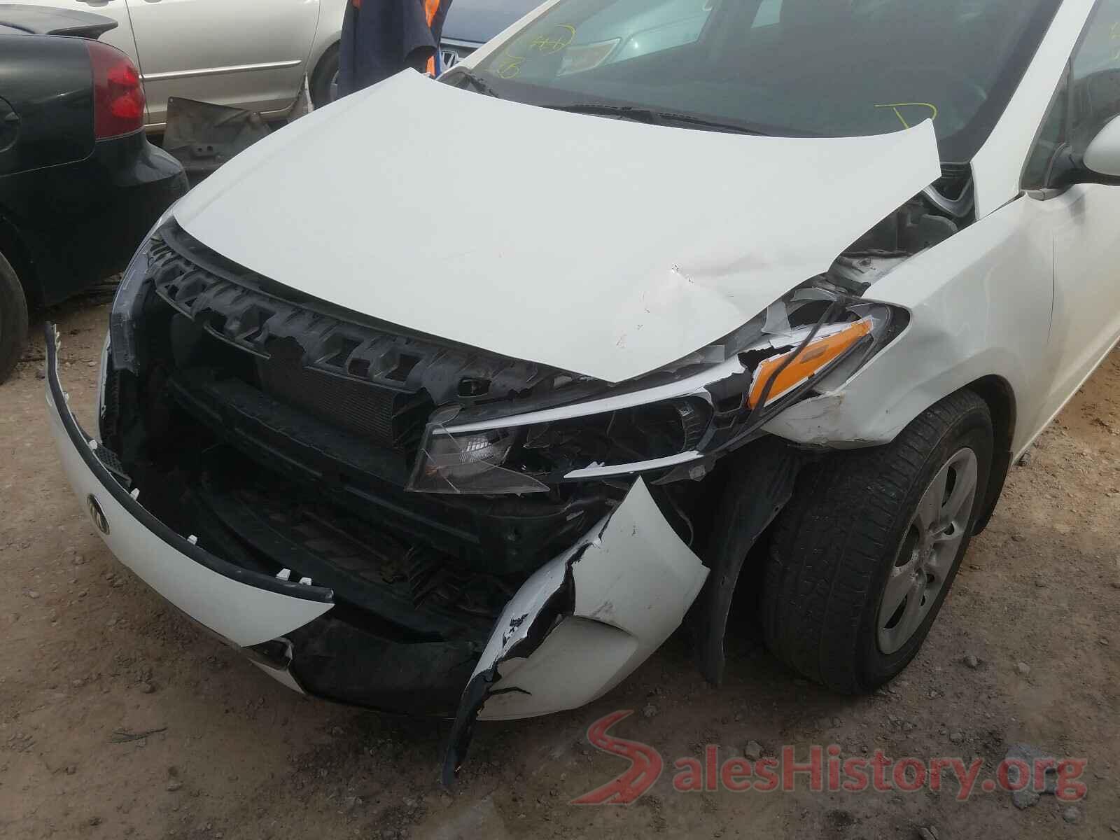 3KPFK4A71JE240075 2018 KIA FORTE