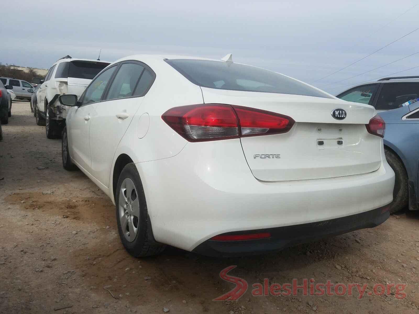 3KPFK4A71JE240075 2018 KIA FORTE