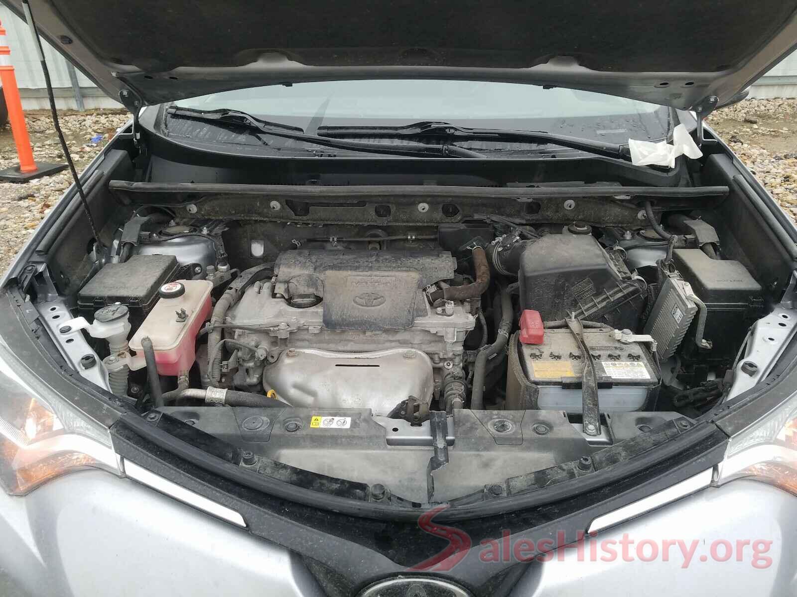 JTMRFREV3JD257453 2018 TOYOTA RAV4