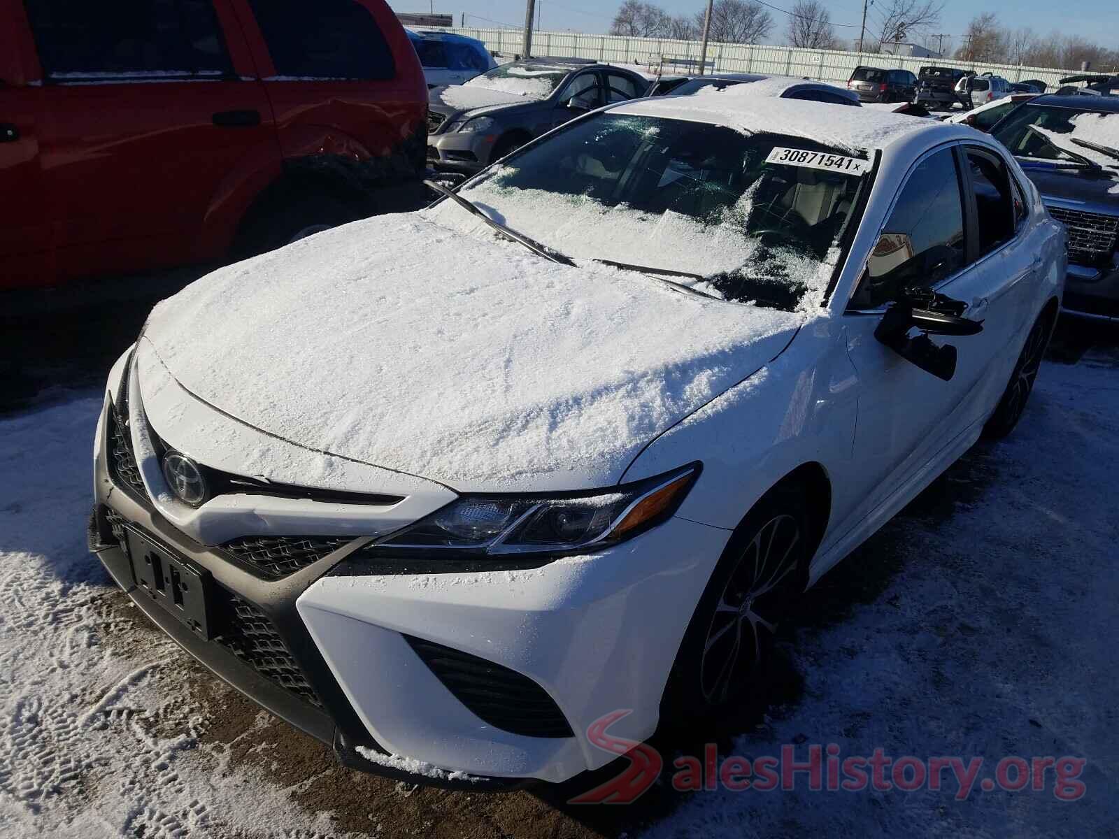 4T1B11HK8KU234041 2019 TOYOTA CAMRY