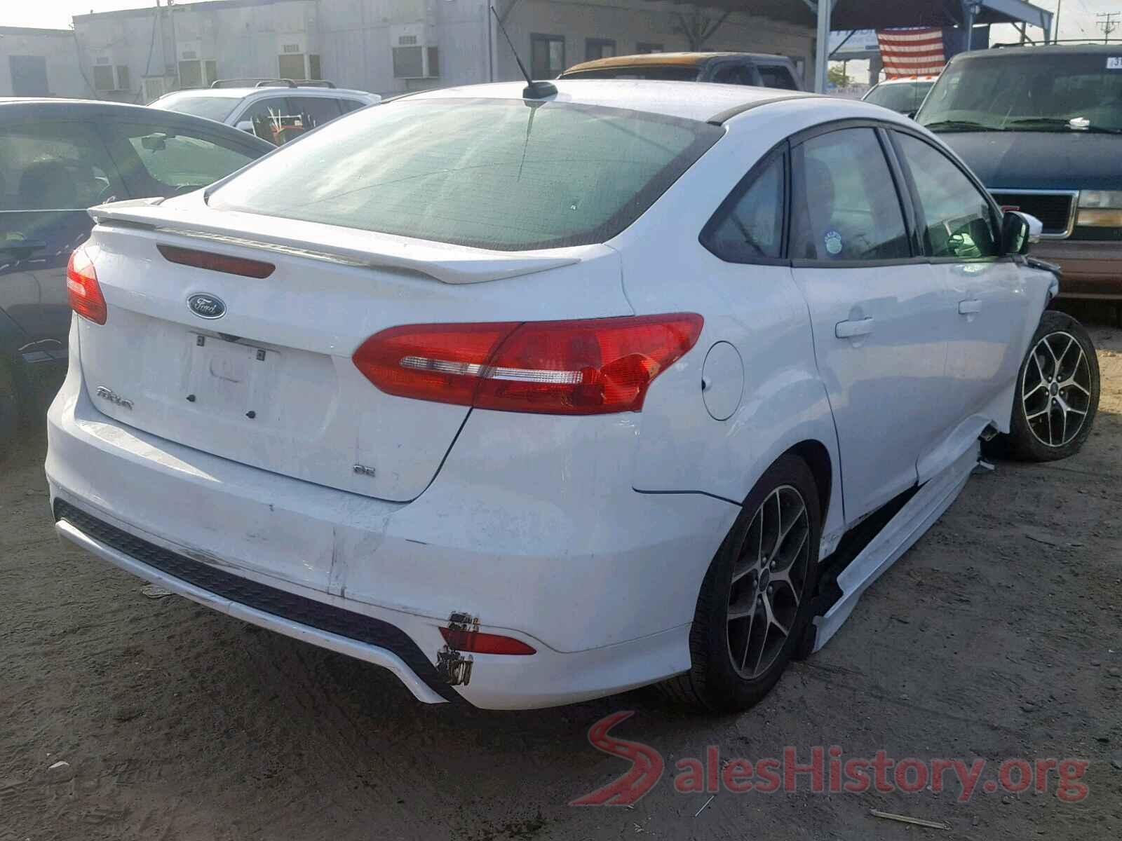 YV4A22PL2M1754007 2016 FORD FOCUS SE